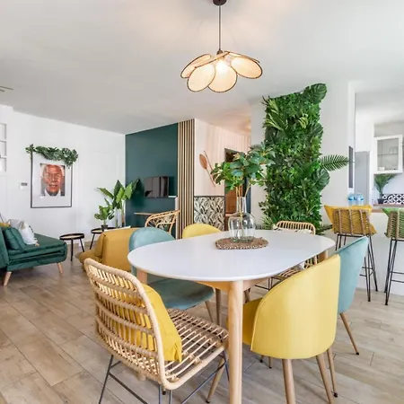 Tropical Garden By Plaza Apartment Chessy  Exterior photo